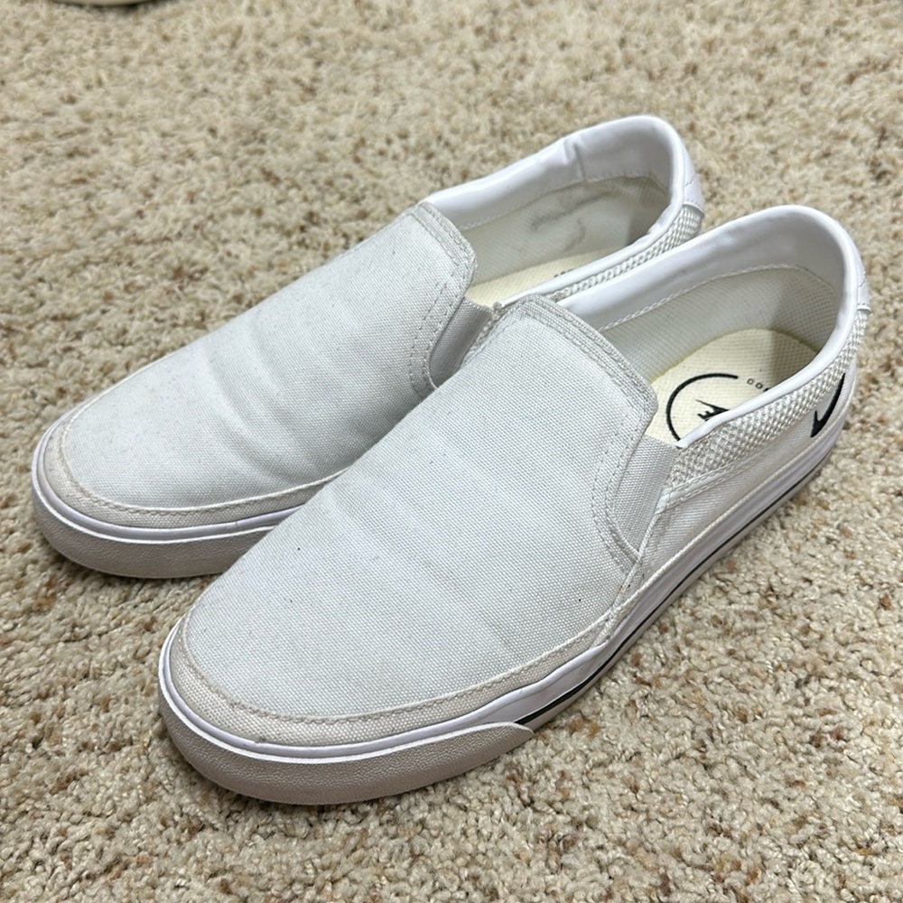 Nike comfort insole slip ons